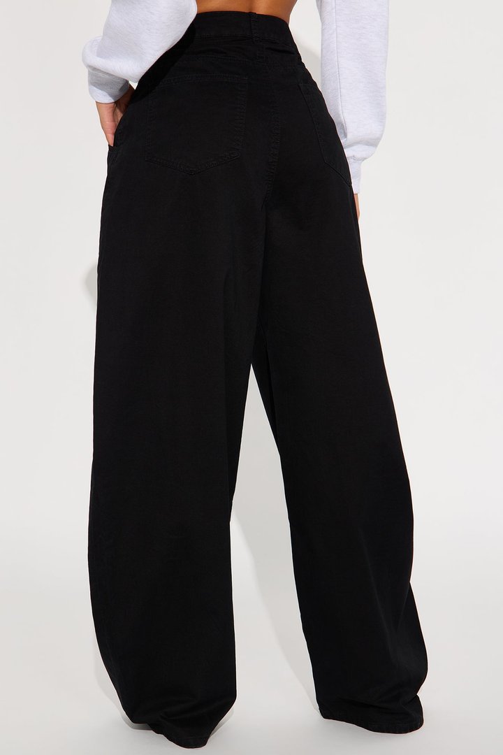Chloe Barrel Leg Pant - Black