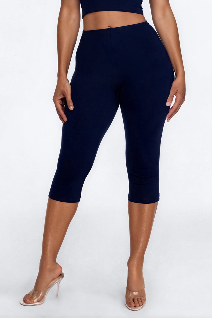 Quinn Low Rise Pedal Pusher Capri Legging - Navy