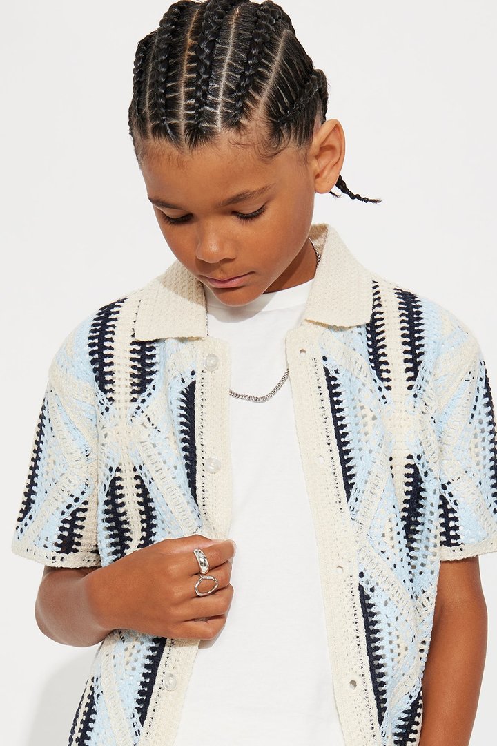 Mini Cropped Relaxed Triangles Knit Closed Collar Shirt - Blue/combo