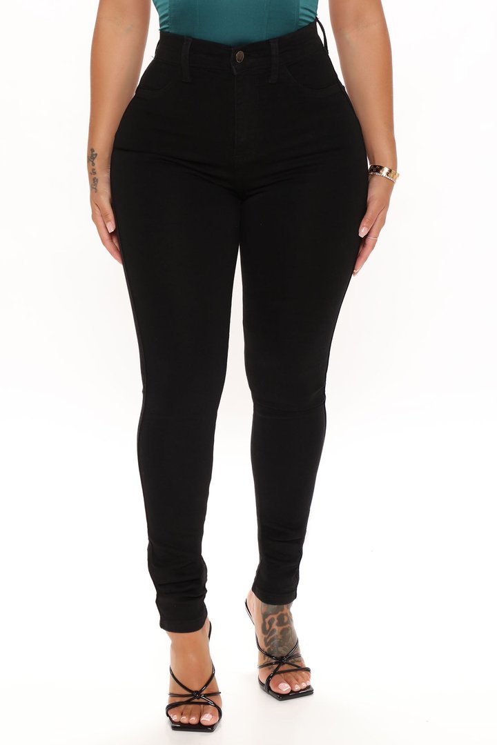 Classic Beauty Booty Lifter Skinny Jeans - Black