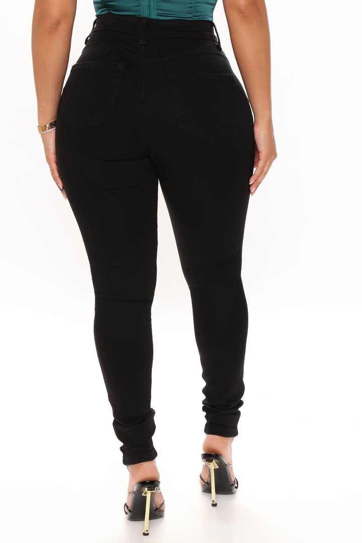 Classic Beauty Booty Lifter Skinny Jeans - Black