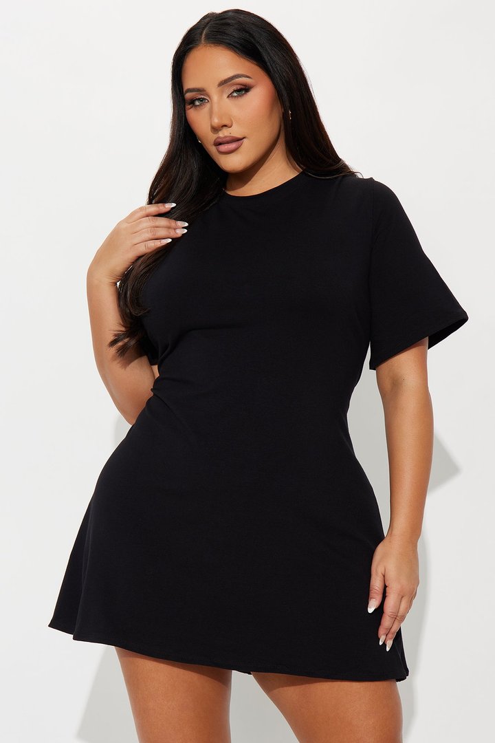 Jaycee Short Sleeve T Shirt Mini Dress - Black