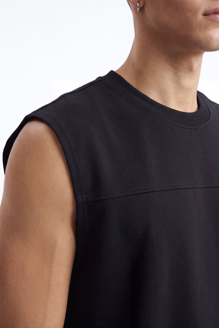 Structured Fleece Muscle Tee - Black