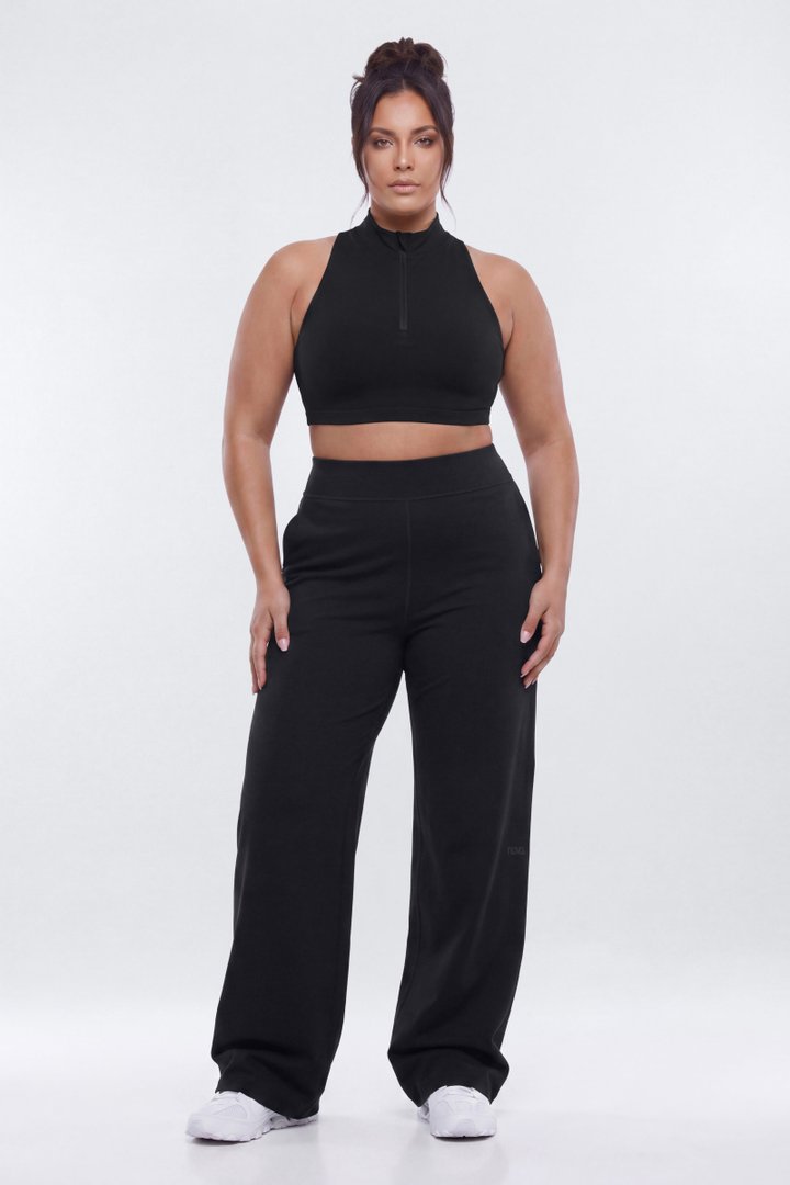 ProStretch™ Mock Neck Quarter Zip Sports Bra - Black