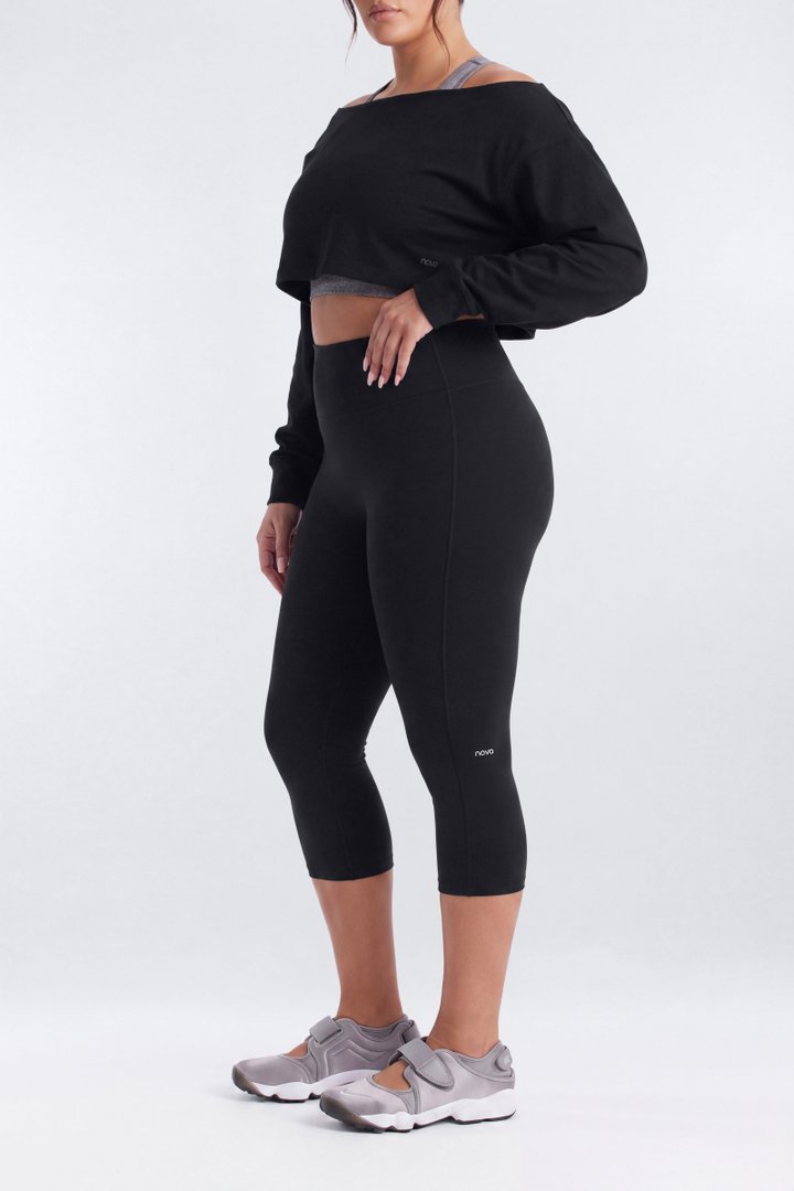 ProStretch™ 17″ Deep V Back Capri Legging - Black