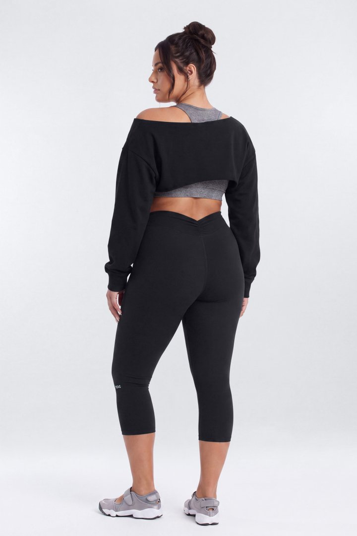 ProStretch™ 17″ Deep V Back Capri Legging - Black