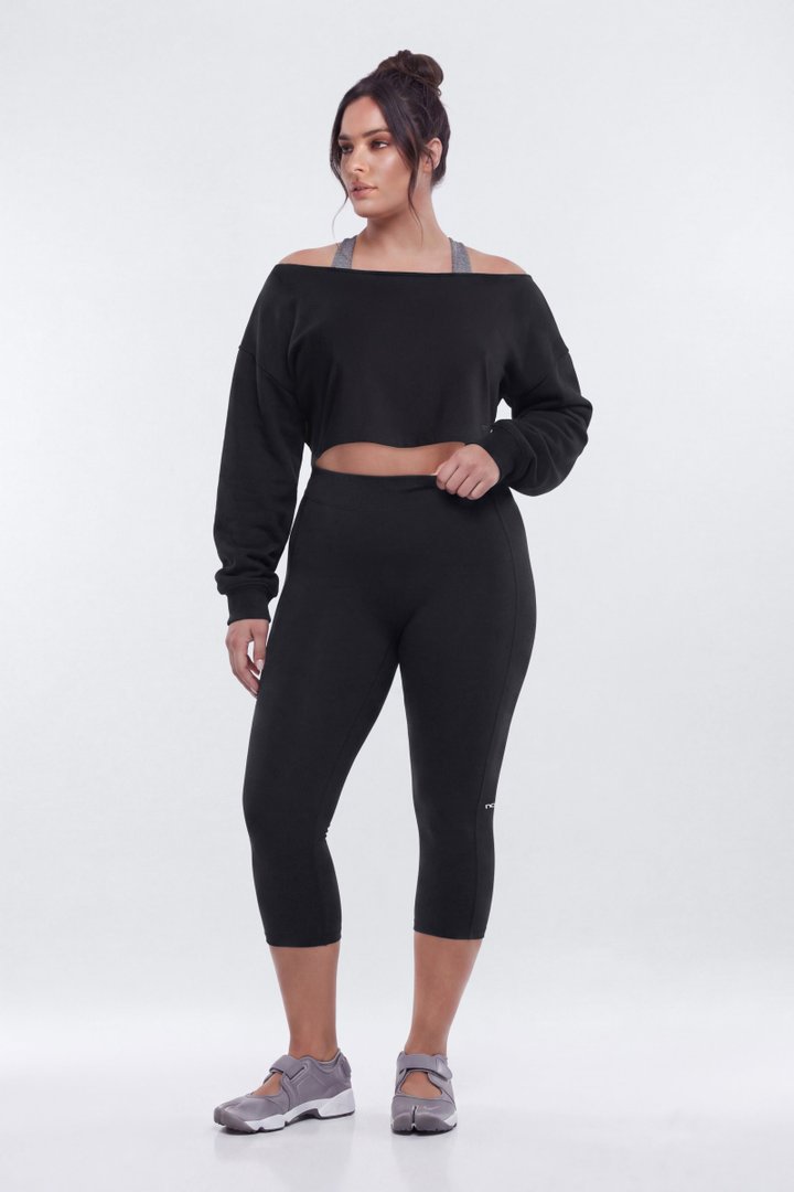 ProStretch™ 17″ Deep V Back Capri Legging - Black