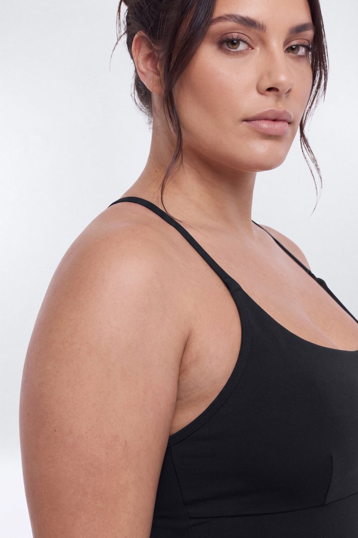 CloudForm™ Y Back Sports Top - Black