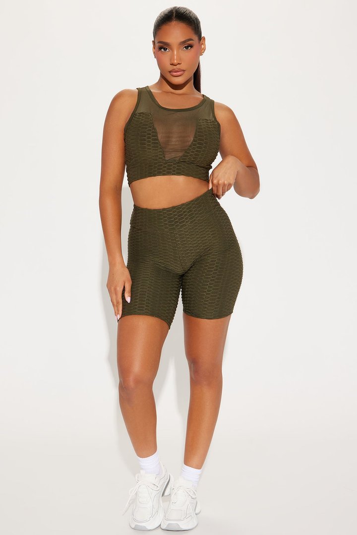 The Best Assets Textured Sports Bra - Olive