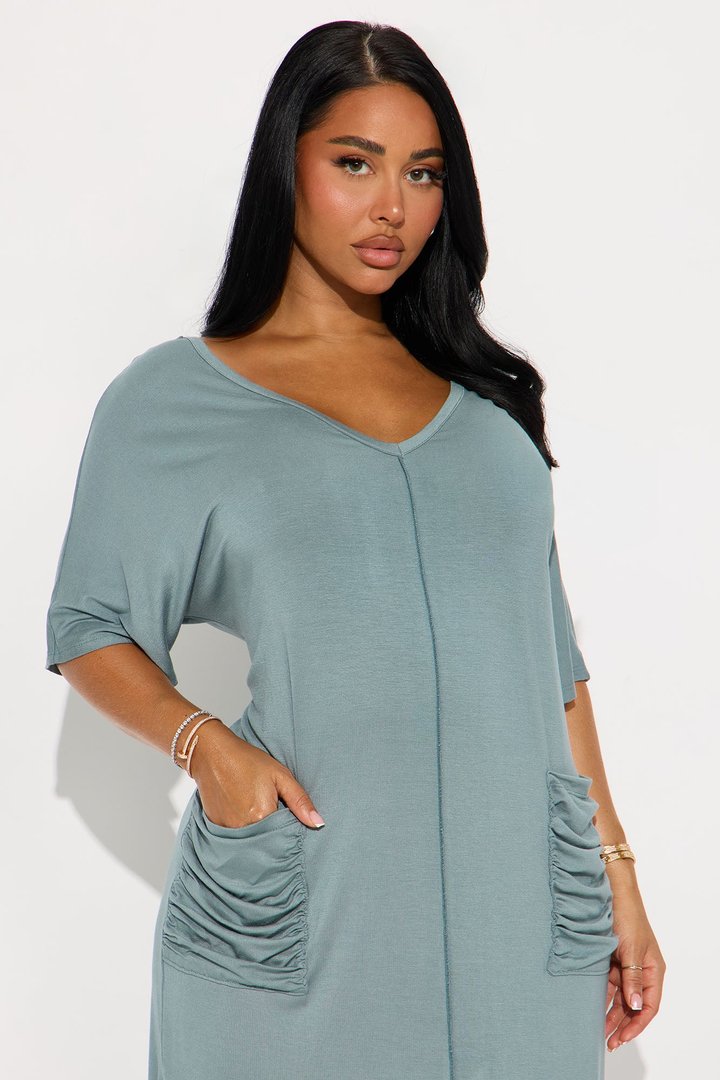 Staying In T-Shirt Maxi Dress - Sage