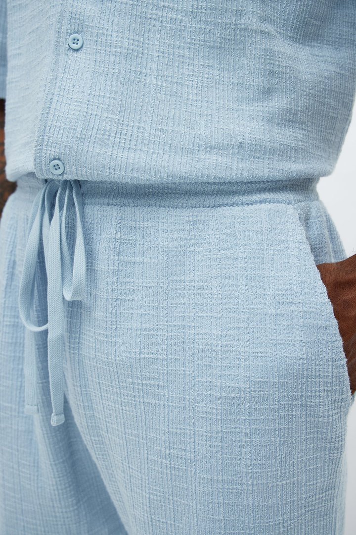 Dean Textured Short - Light Blue