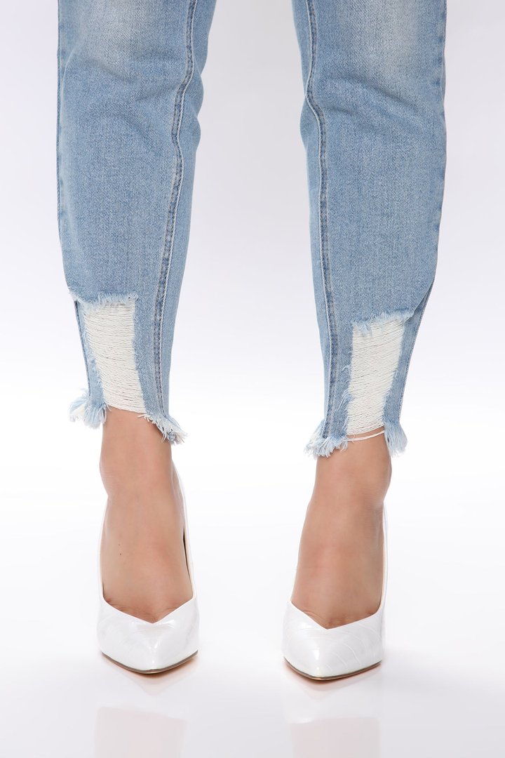 High Priority Pumps - White