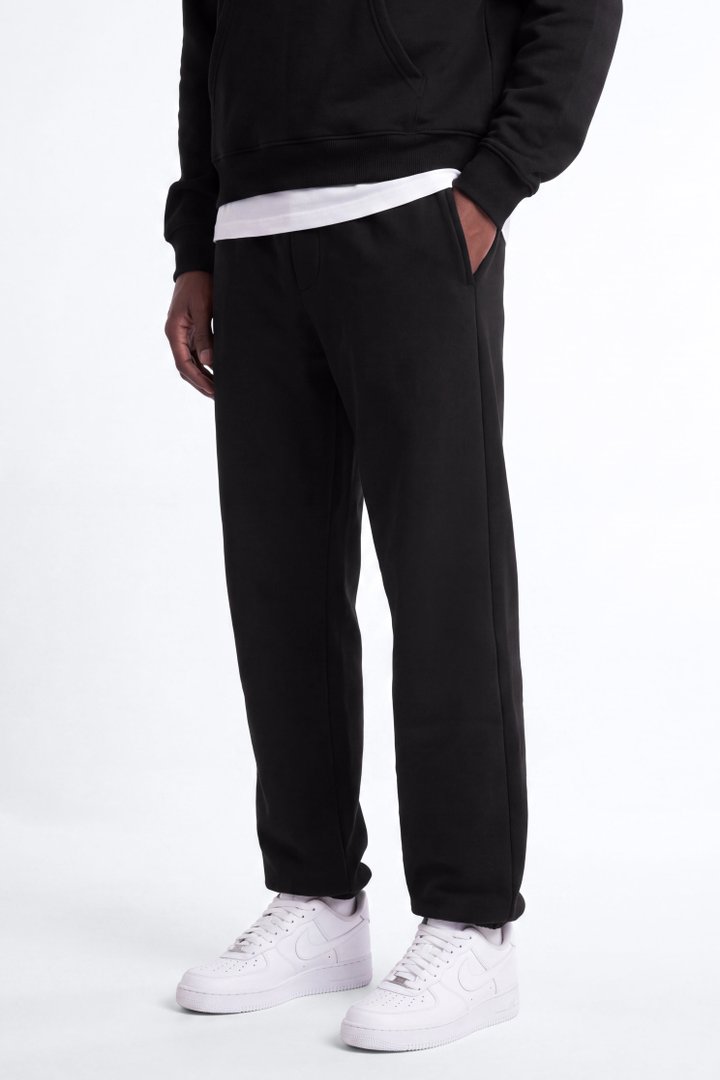 410 Relaxed Jogger - Black