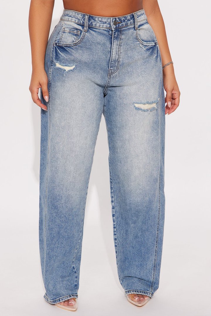 Called Out Low Stretch Barrel Leg Jeans - Medium Wash