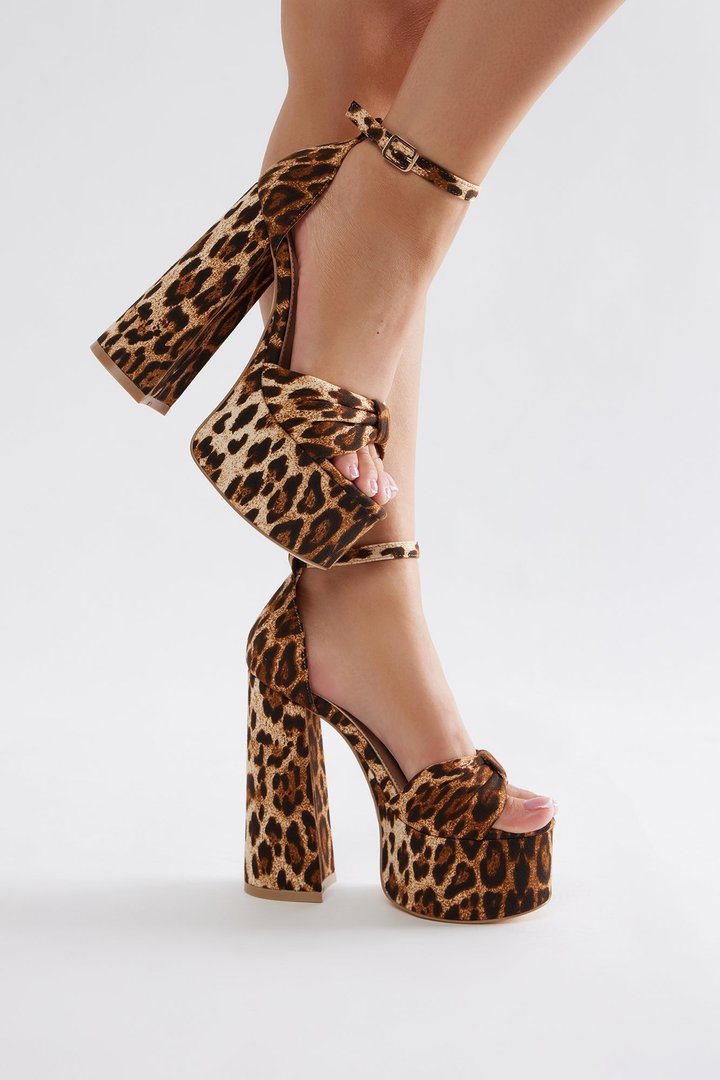 Kikie Ultra Platform Heels - Leopard