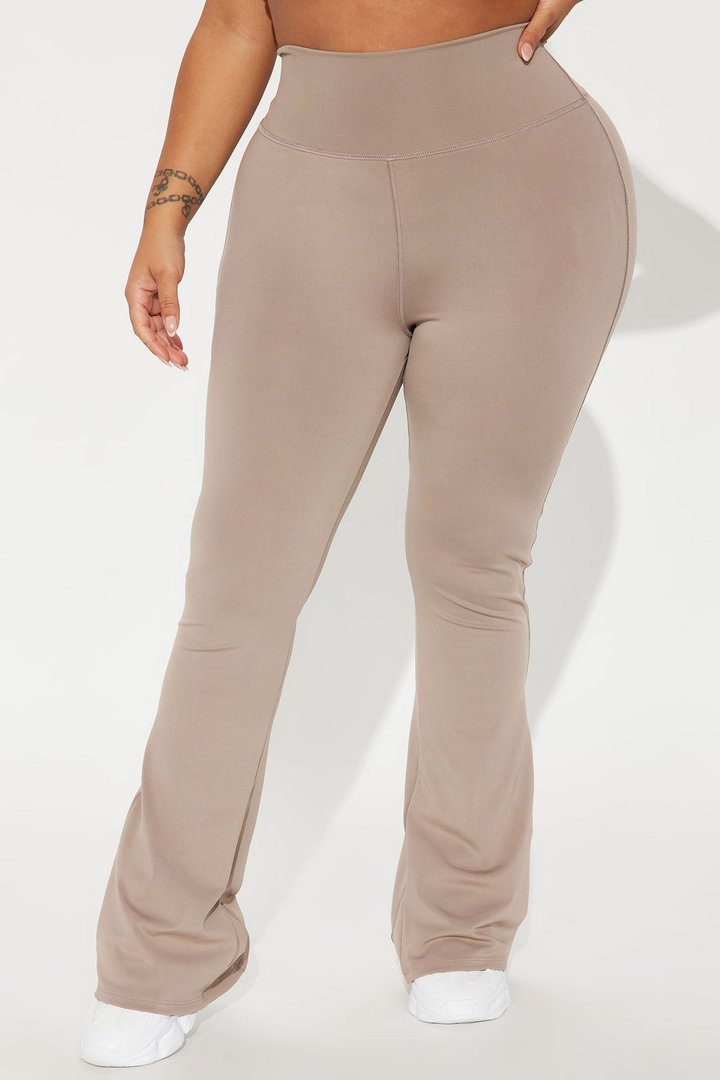 Break A Sweat Active Yoga Pant - Taupe