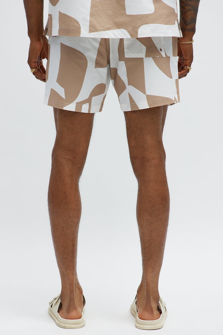 Seersucker Abstract Geo Printed Swim Trunk 6″ - Tan/Multi