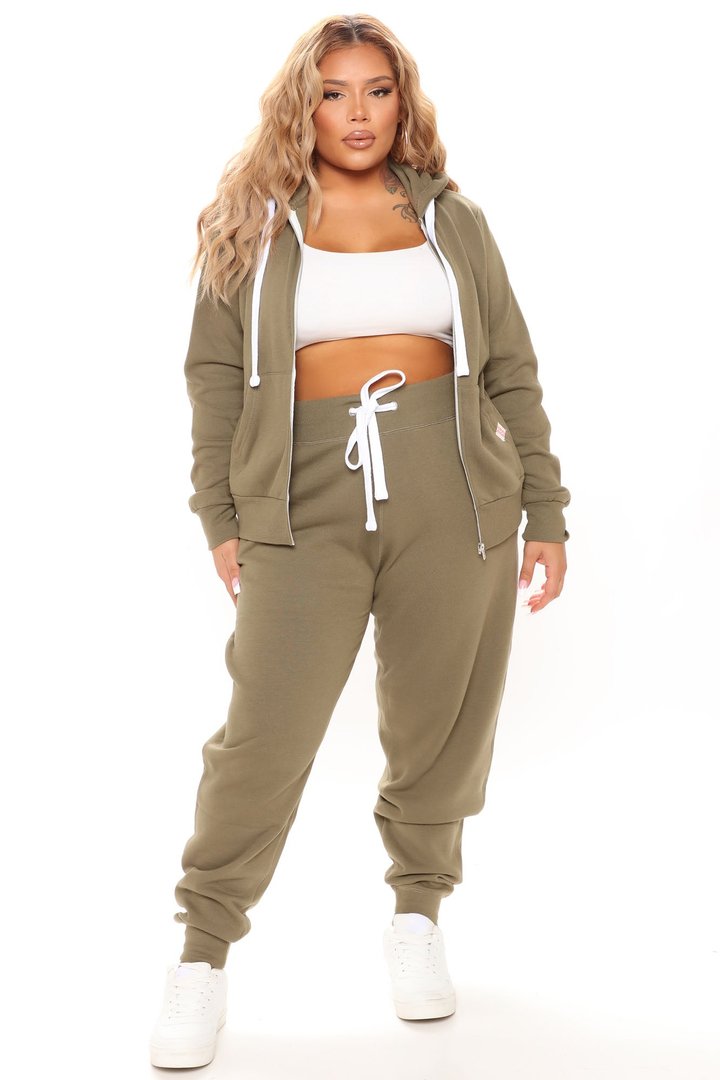 Relaxed Vibe Zip Up Jacket - Olive