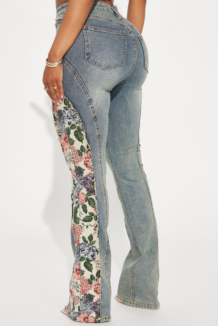 Amari Floral Stretch Bootcut Jeans - Vintage Wash