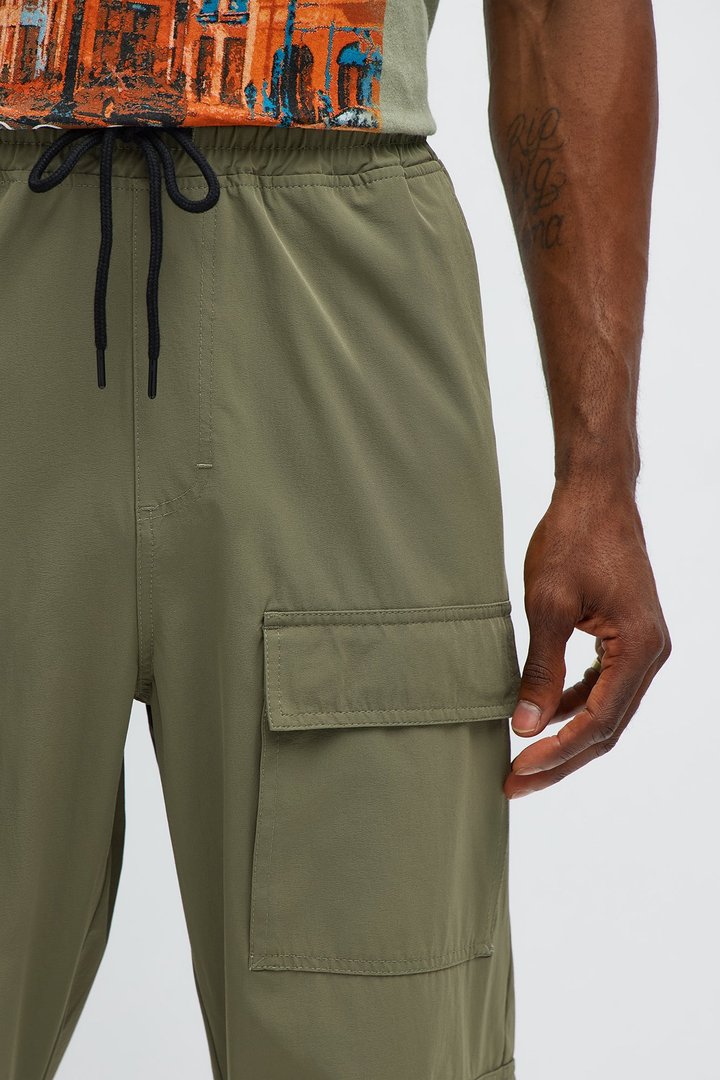 Straight Many Phases Cargo Pants - Olive