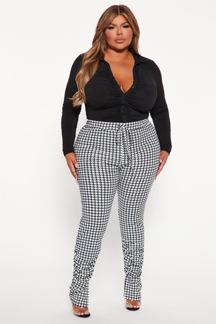 Cut The Check Ruched Bodysuit - Black