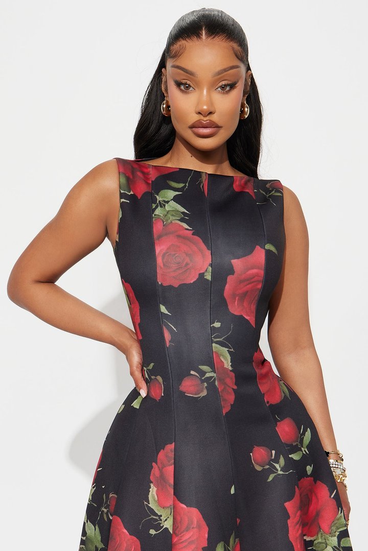 Sweet Sunday Pleated Floral Midi Dress - Red/combo