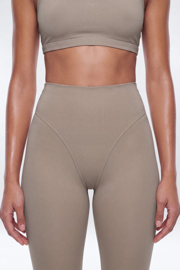 ProStretch™ 28″ V Front Skinny Legging - Taupe