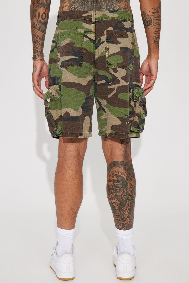 Games Calling Cargo Shorts - Camouflage