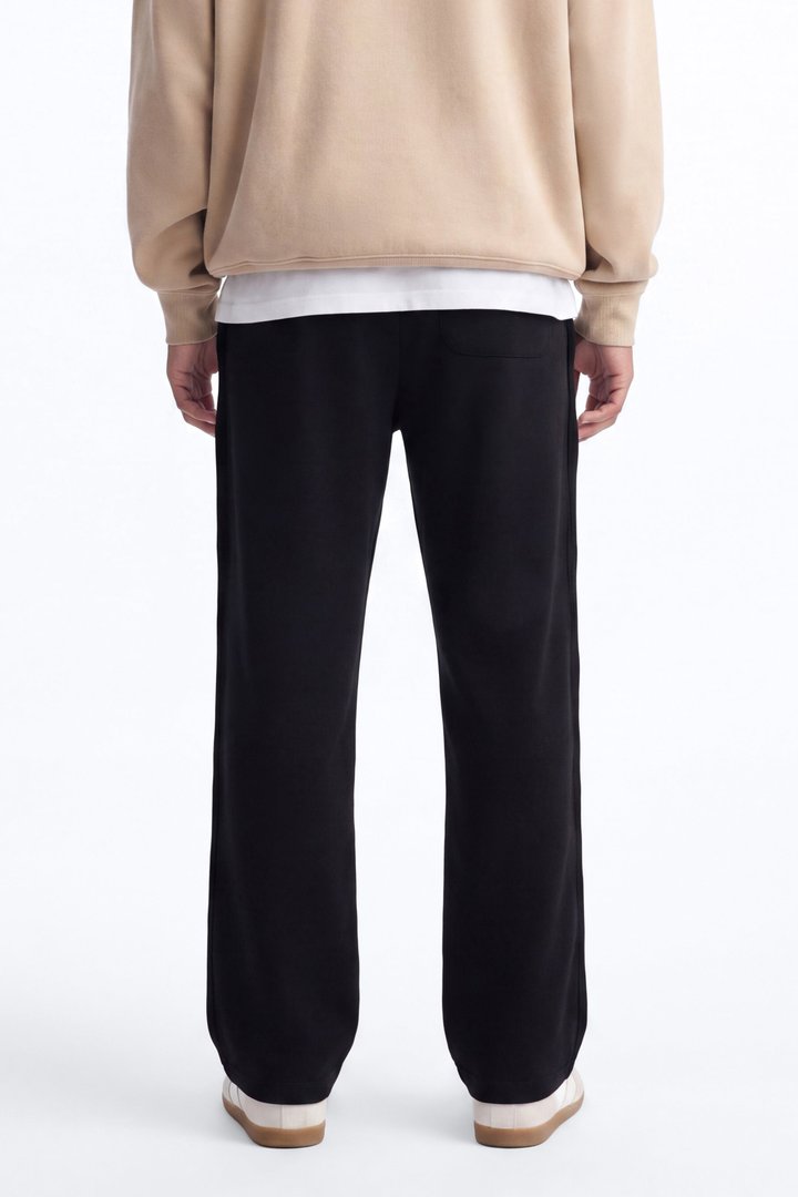 Tayson Wavy Straight Sweatpants - Black