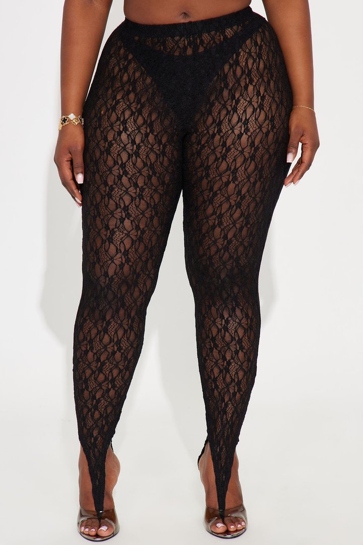 Kassidie Mid Rise Lace Stirrup Legging - Black