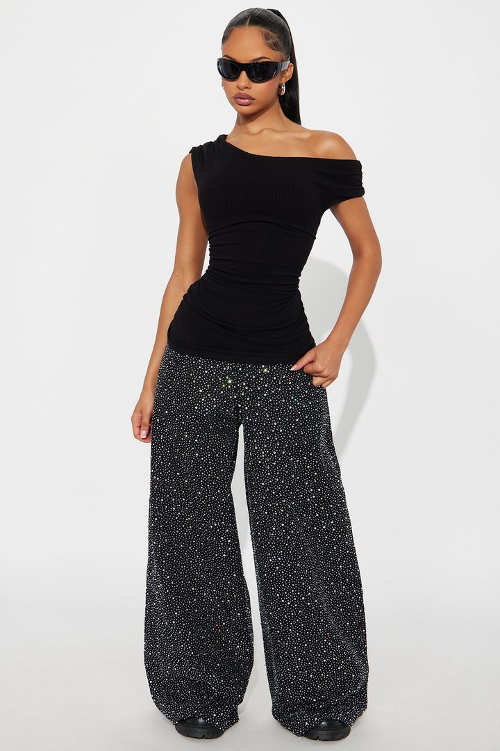 Myra Snatched Off Shoulder Top - Black