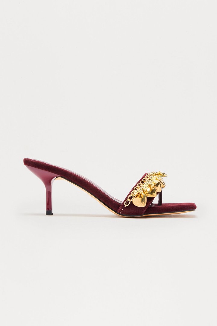 Hot Take Heart Charm Mules - Burgundy