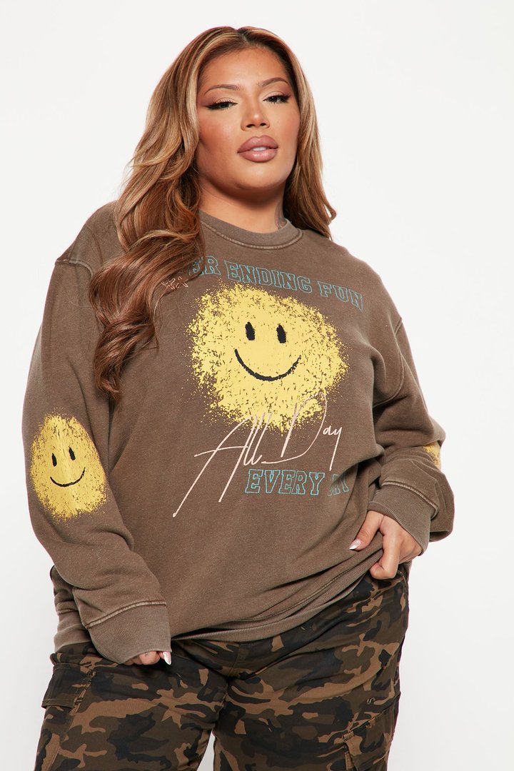 Smiley Face Washed Sweatshirt - Brown Combo