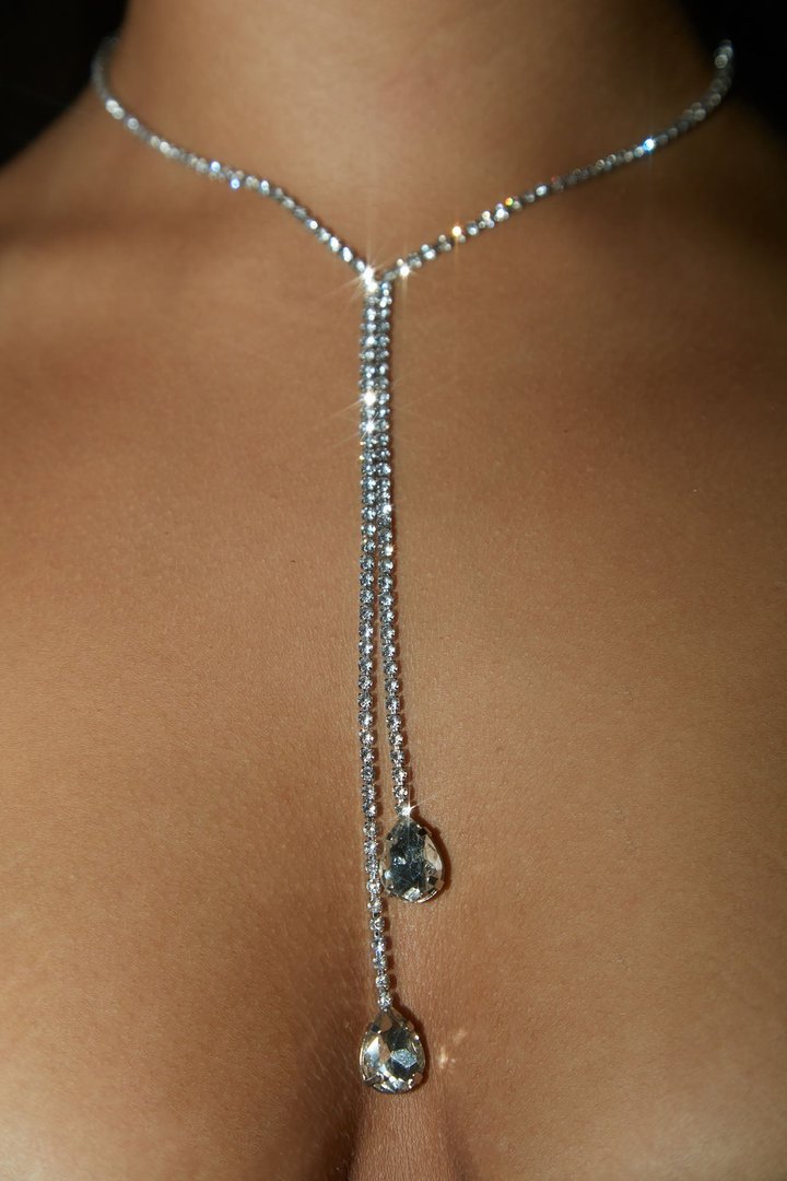 Meet Me In The Middle Necklace - Silver