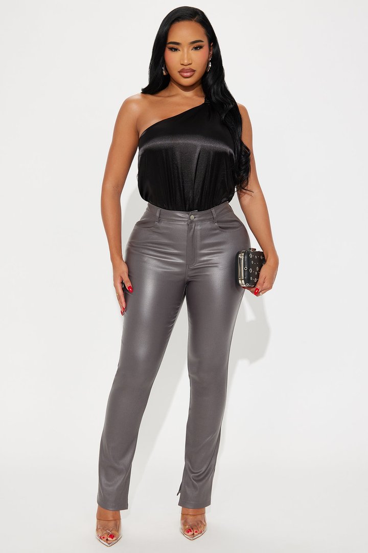 Just For Fun One Shoulder Bodyusit - Black