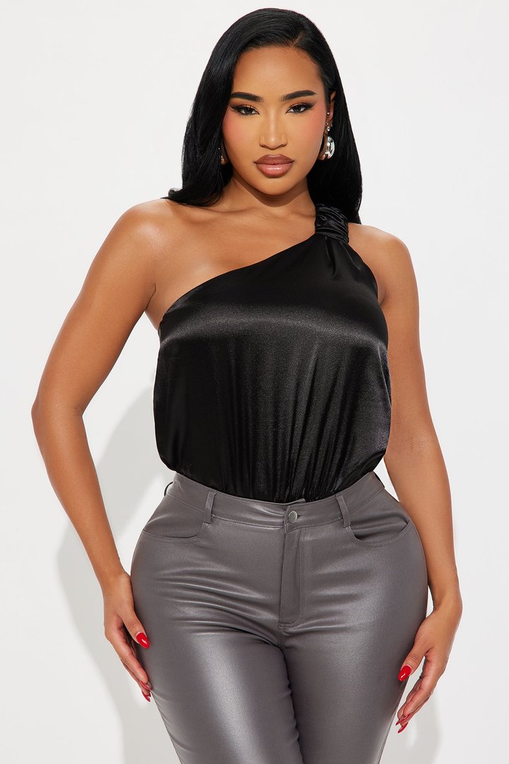 Just For Fun One Shoulder Bodyusit - Black