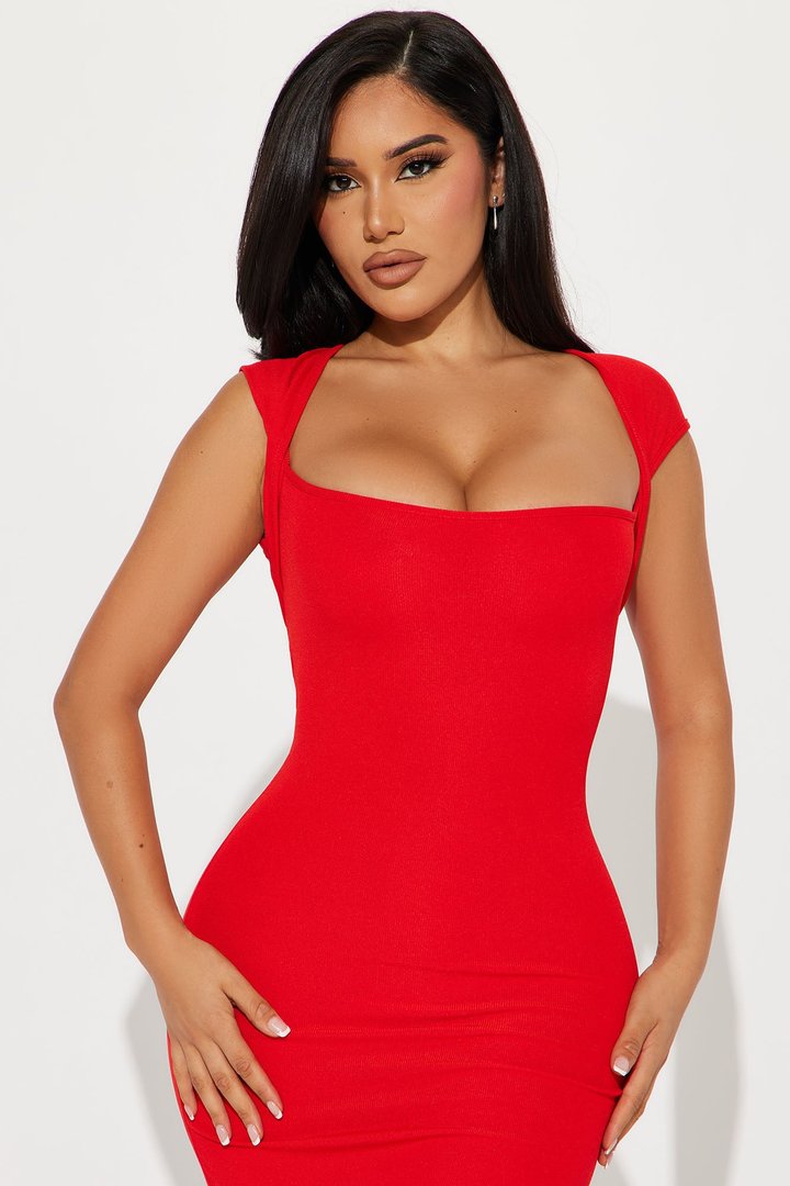 Hailey Ribbed Midi Dress - Tomato Red