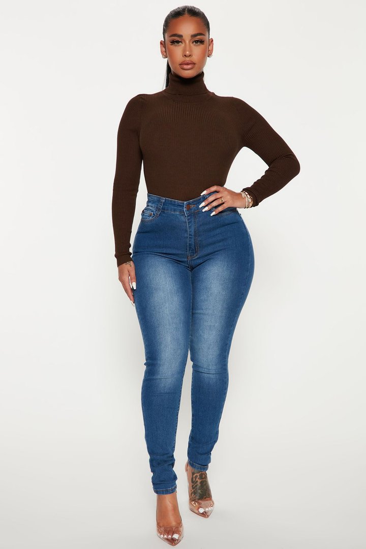 Tara Turtle Neck Sweater - Chocolate