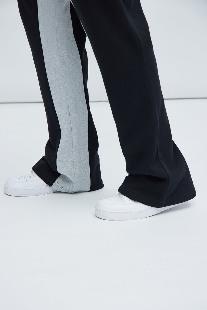 Tayson Number 3 Skinny Flare Sweatpants - Black/combo