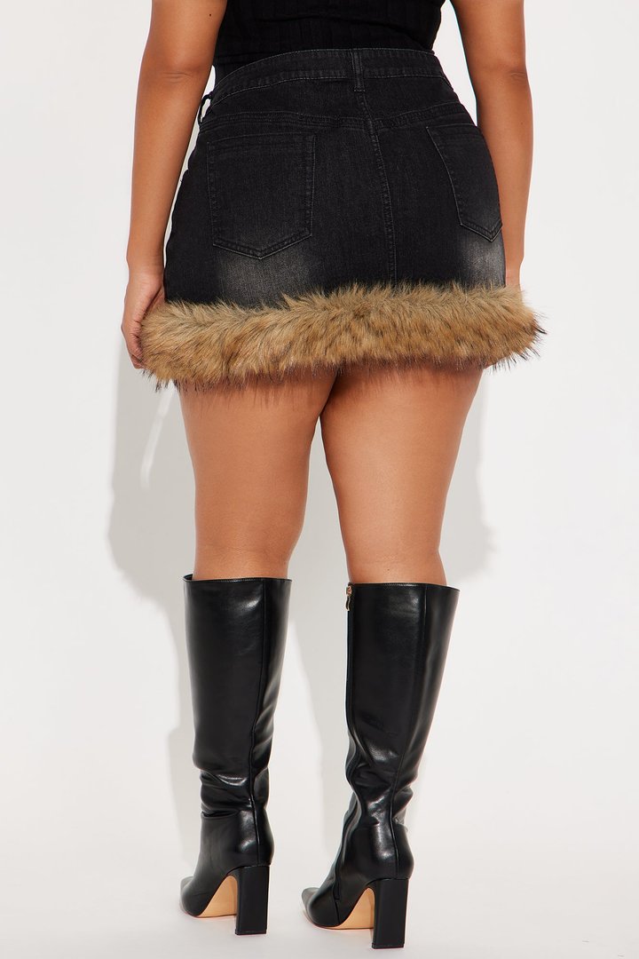 Gianna Fur Trim Micro Mini Denim Skirt - Dark Wash