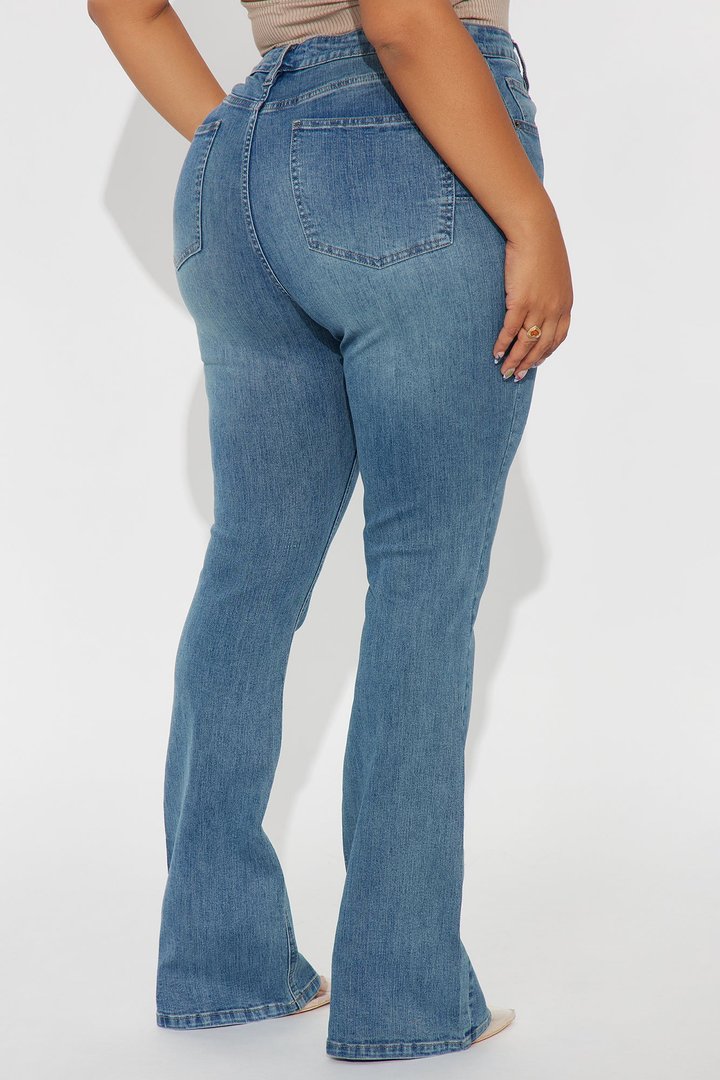 Maddy Mid Rise Sculpt Bootcut Jeans - Vintage Wash