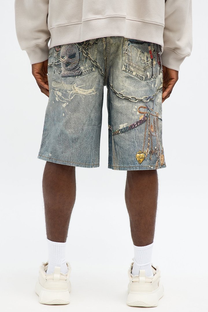 Relaxed Chain Distressed Printed Denim Short - Light Wash
