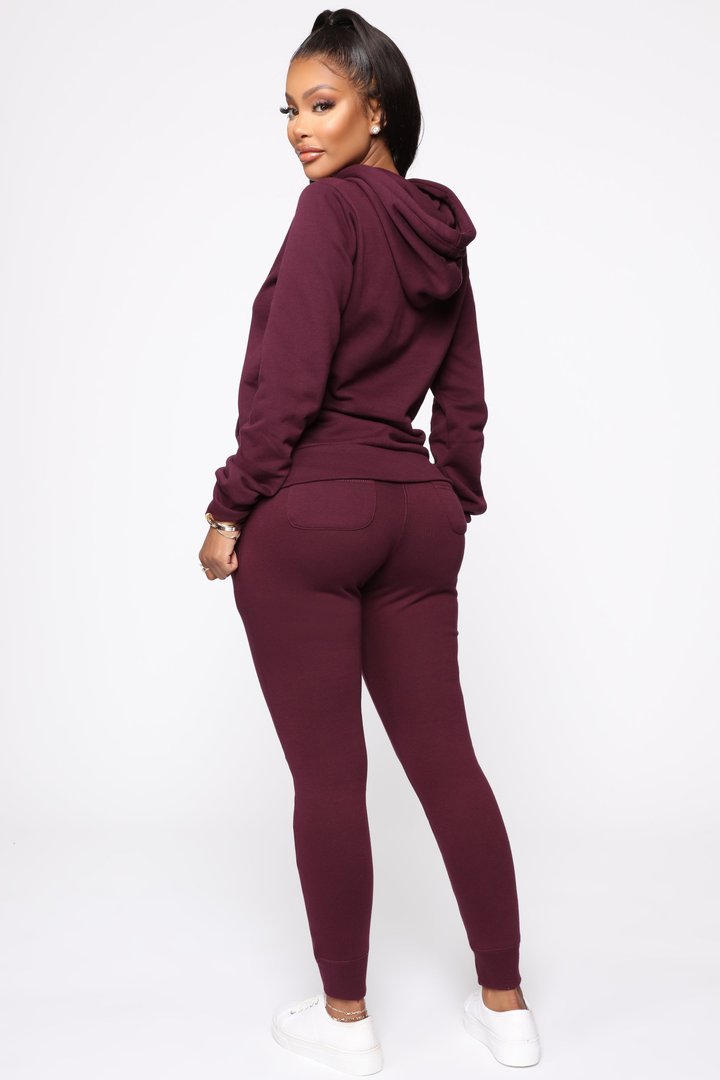 Relaxed Vibe Solid Hoodie - Plum