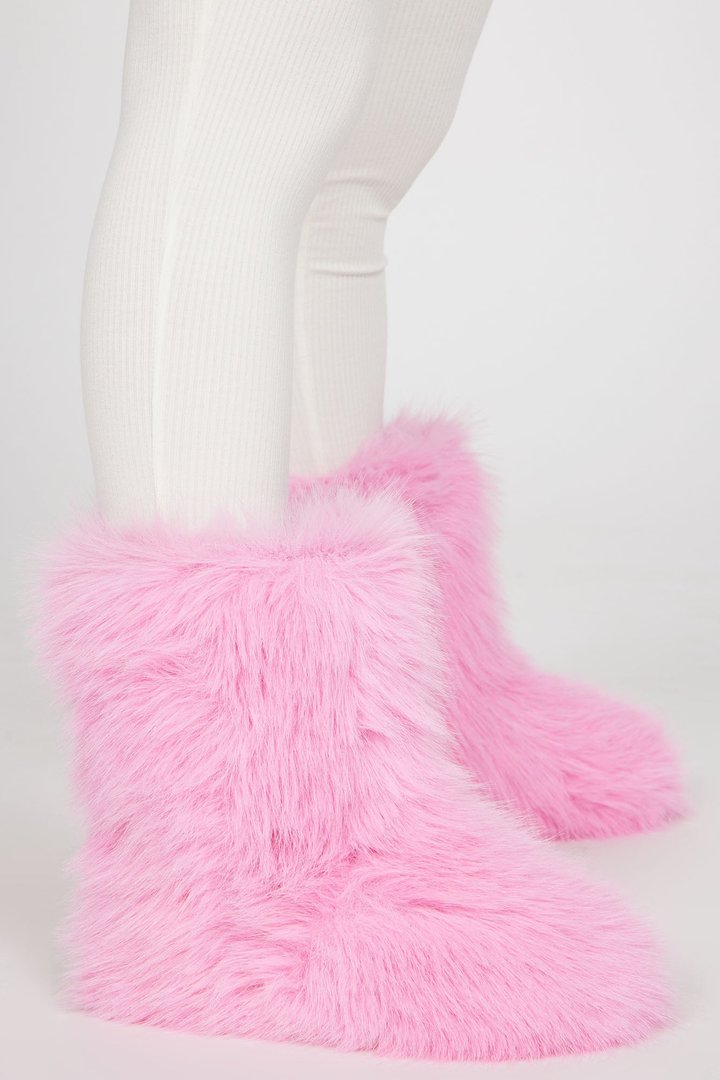 Chilly Days Booties - Pink