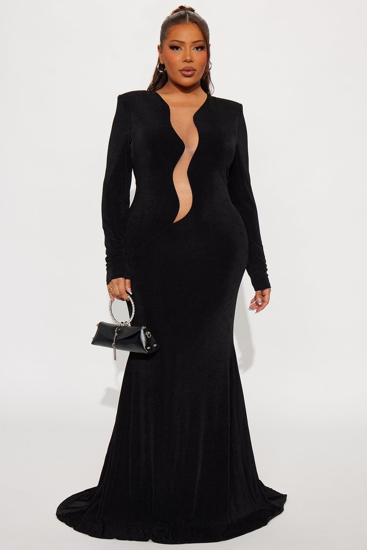 Eyes On Slinky Maxi Dress - Black