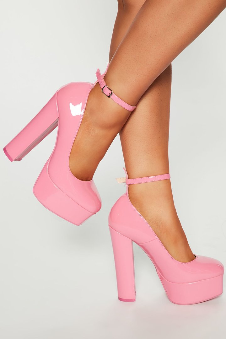 Standing Tall Platform Pumps - Pink