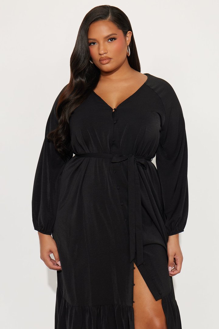 Swaying Long Sleeve Maxi Dress - Black