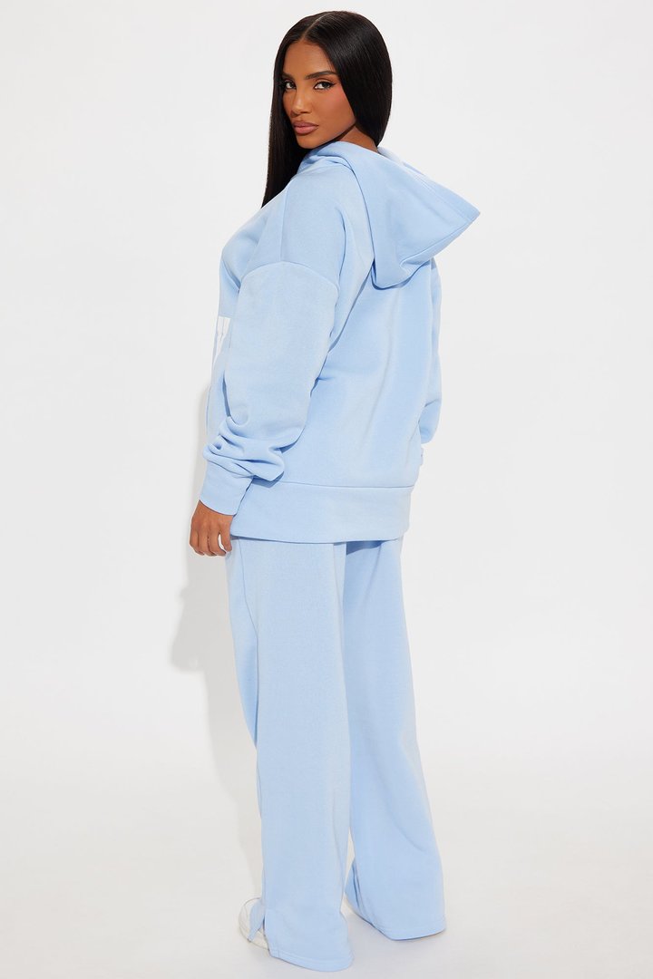 Setting Intentions Fleece Sweatsuit Set - Light Blue
