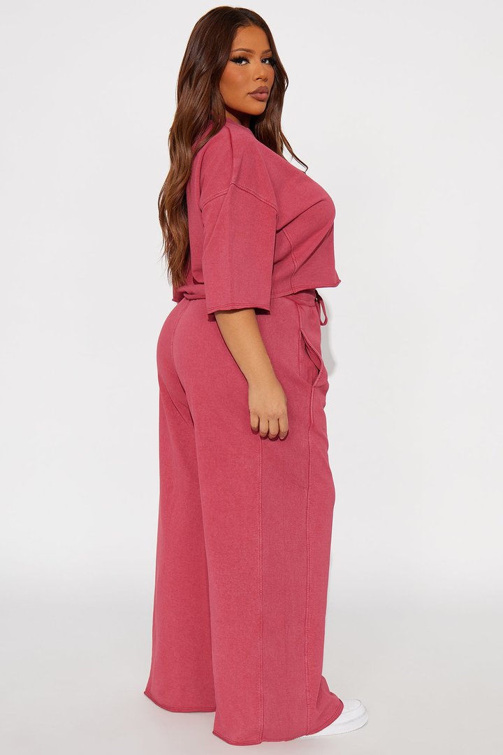Strollin' Around Pant Set - DarkRed