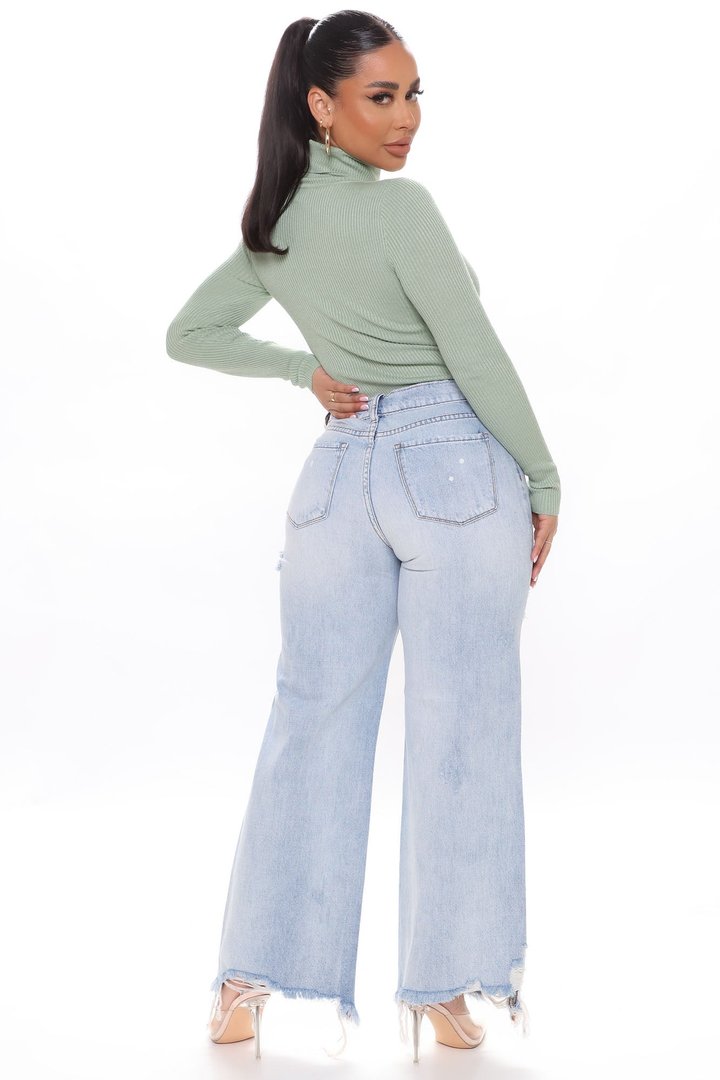 Tara Turtle Neck Sweater - Sage